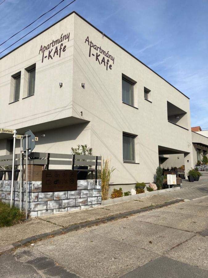 Apartmany I - Kafe Бойнице Экстерьер фото