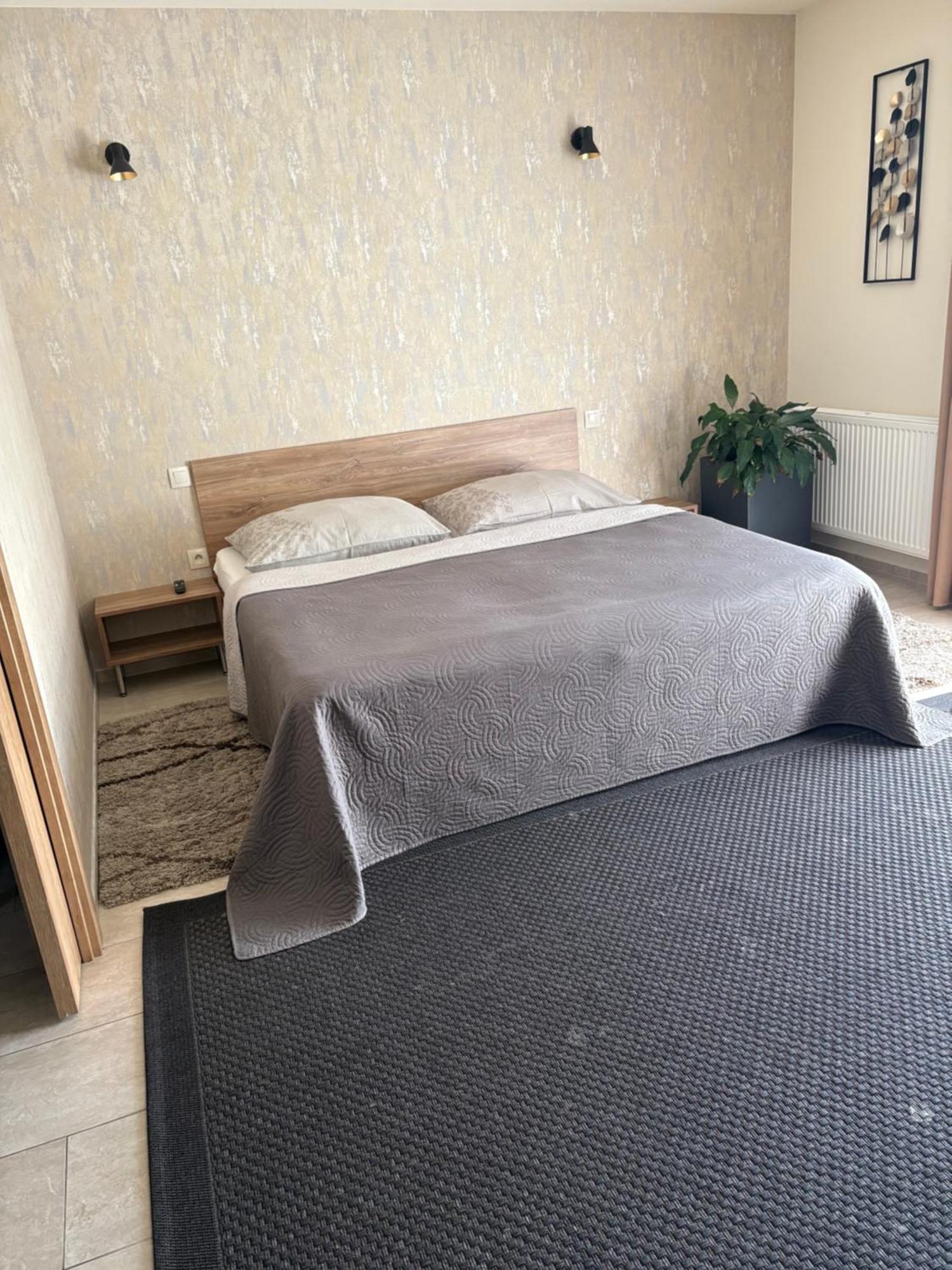 Apartmany I - Kafe Бойнице Экстерьер фото